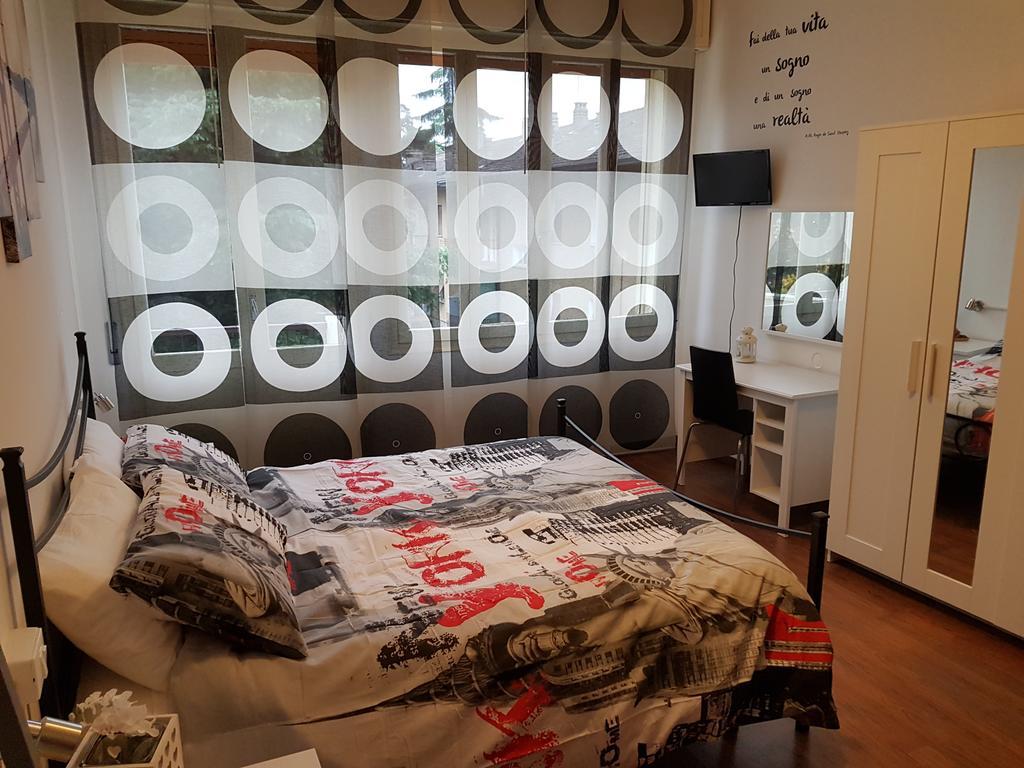 Bismantova Guest House เรจโจเอมิเลีย ภายนอก รูปภาพ