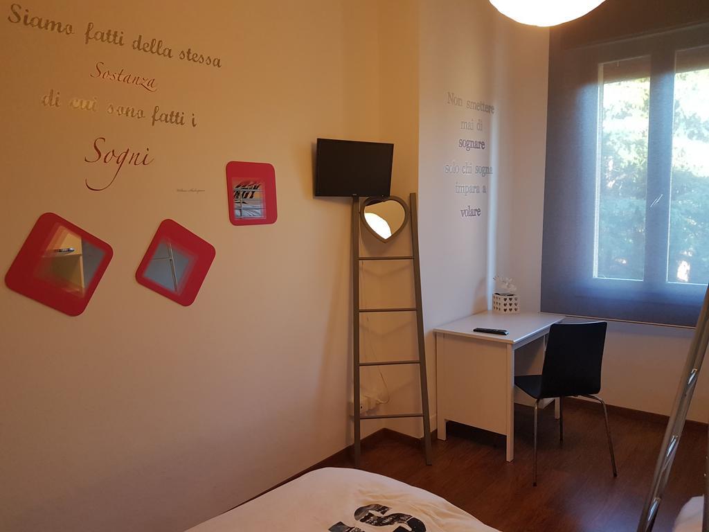 Bismantova Guest House เรจโจเอมิเลีย ภายนอก รูปภาพ